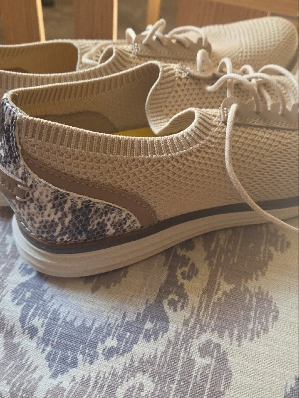 Cole Haan amazingly clean